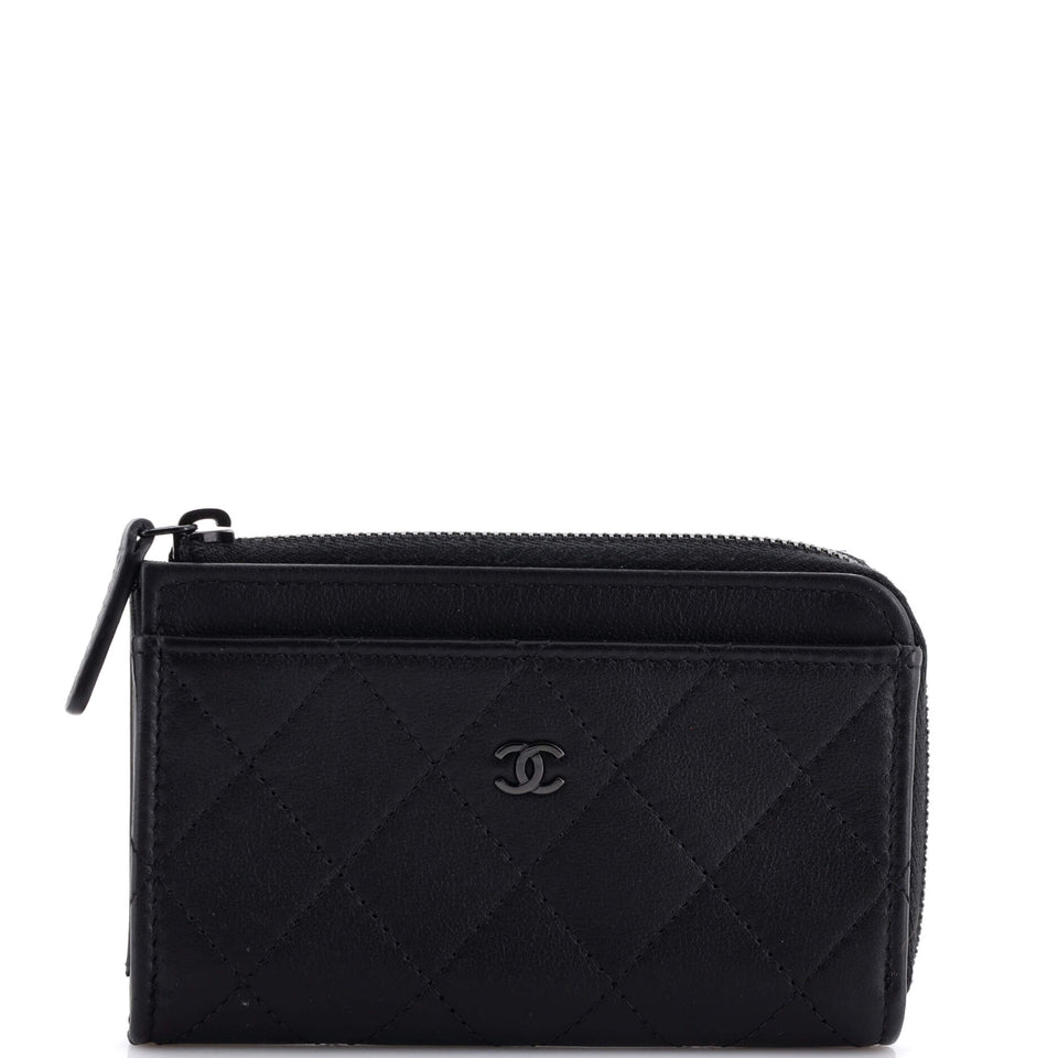 CHANEL So Black Zip Around Card Holder Quilted Lambskin
