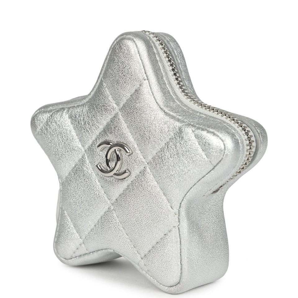 Chanel Walk Of Fame Star Clip-On Coin Purse Metallic Silver Goatskin Silver Hardware